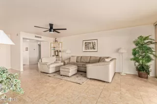 Photo #5: 6949120 Listing 