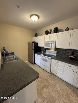 Photo #1: 6949140 Listing 