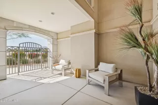 Photo #2: 6949179 Listing 