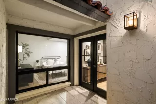 Photo #2: 6949235 Listing 