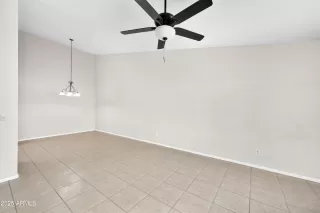 Photo #3: 6949297 Listing