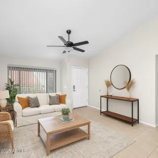 Photo #6: 6949297 Listing