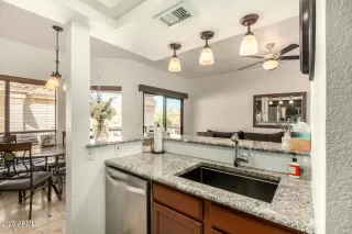 Photo #6: 6949561 Listing