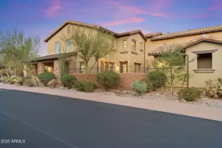 Photo #3: 6949595 Listing