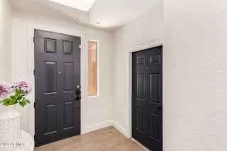 Photo #5: 6949694 Listing 