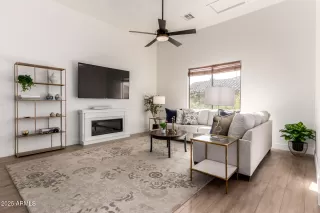 Photo #6: 6949694 Listing 