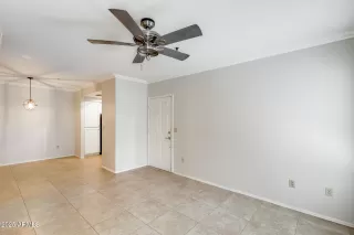 Photo #4: 6949723 Listing