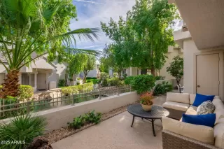 Photo #2: 6949908 Listing 