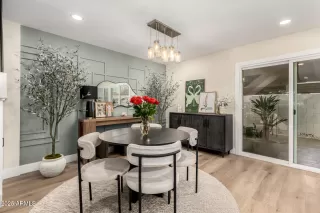 Photo #3: 6949929 Listing