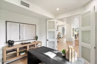 Photo #3: 6950107 Listing 