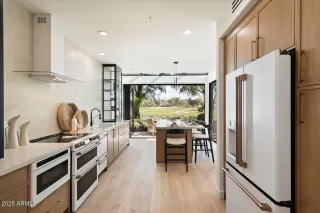 Photo #4: 6950107 Listing 