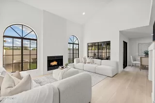 Photo #1: 6950213 Listing 