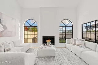 Photo #2: 6950213 Listing 