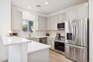 Photo #2: 6950479 Listing 