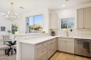 Photo #3: 6950479 Listing 