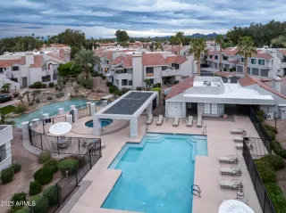 Photo #2: 6950586 Listing 