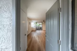 Photo #3: 6950586 Listing 