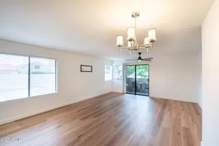 Photo #4: 6950586 Listing 