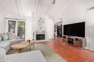 Photo #3: 6950718 Listing