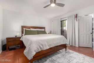 Photo #6: 6950718 Listing