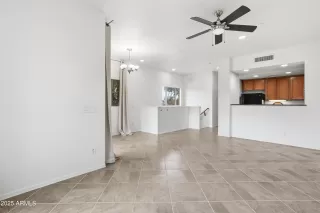 Photo #2: 6950730 Listing 