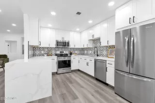 Photo #5: 6950754 Listing 