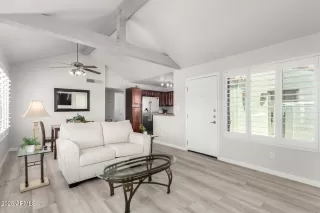 Photo #2: 6950768 Listing 