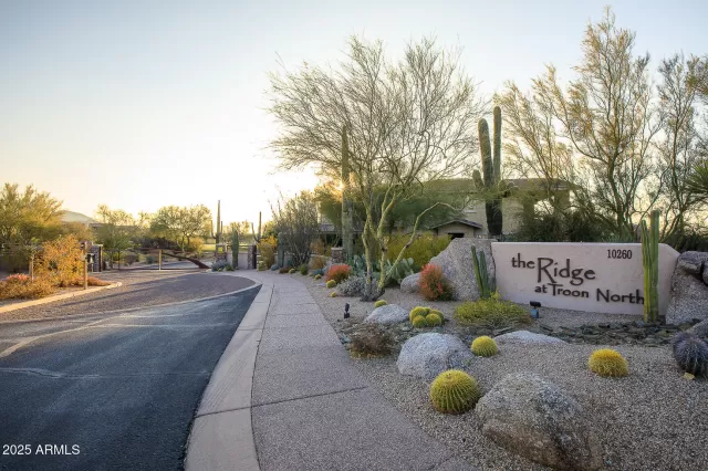 MLS: 6950834 Condo For Sale