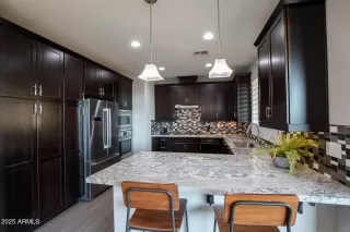 Photo #6: 6950834 Listing 