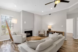 Photo #6: 6950853 Listing 