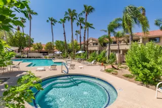 Photo #2: 6951089 Listing