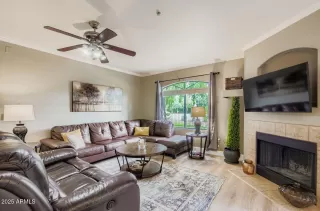 Photo #2: 6951393 Listing