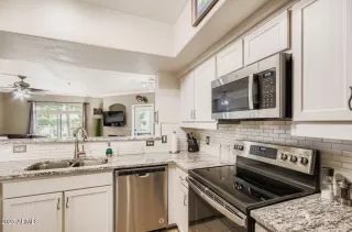 Photo #6: 6951393 Listing