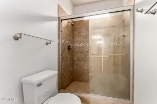 Photo #3: 6951469 Listing 