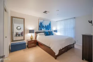 Photo #6: 6951679 Listing 