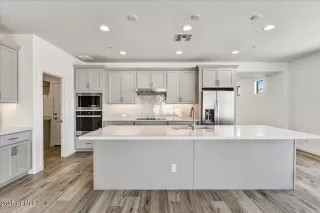 Photo #4: 6951856 Listing 