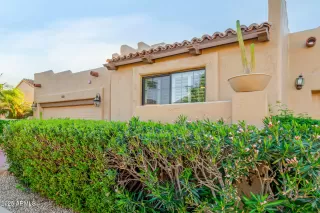 Photo #5: 6951871 Listing