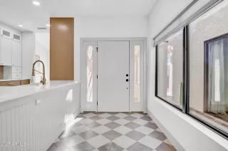 Photo #4: 6951911 Listing 