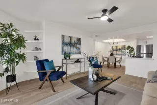 Photo #3: 6951948 Listing