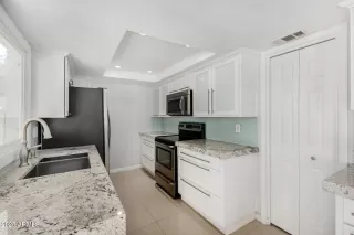 Primary Photo for MLS#: 6951952