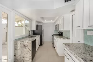 Photo #2: 6951952 Listing 