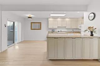 Photo #2: 6952008 Listing 