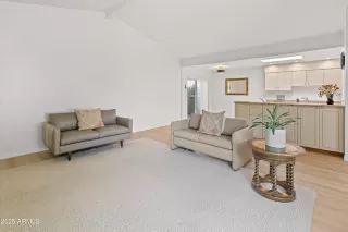 Photo #3: 6952008 Listing 