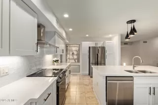 Photo #6: 6952054 Listing 