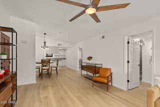 Photo #4: 6952151 Listing 