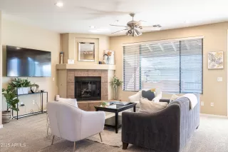 Photo #1: 6952166 Listing 