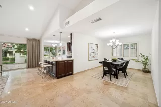 Photo #6: 6952279 Listing 