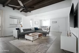 Photo #3: 6952283 Listing 