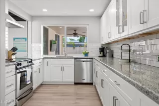 Photo #4: 6952283 Listing 