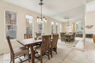 Photo #5: 6952326 Listing 